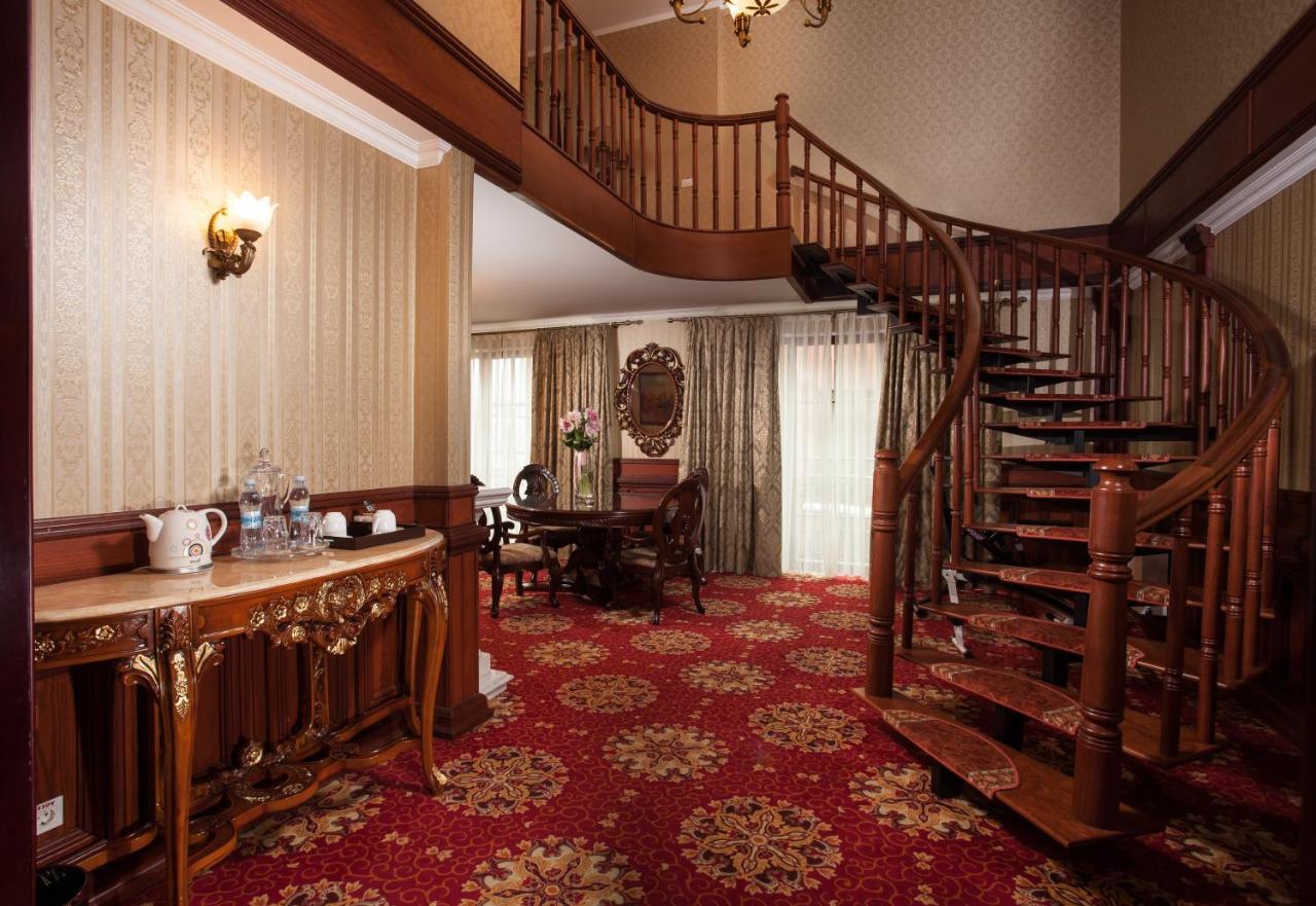 London Hotel Odessa Eksteriør bilde