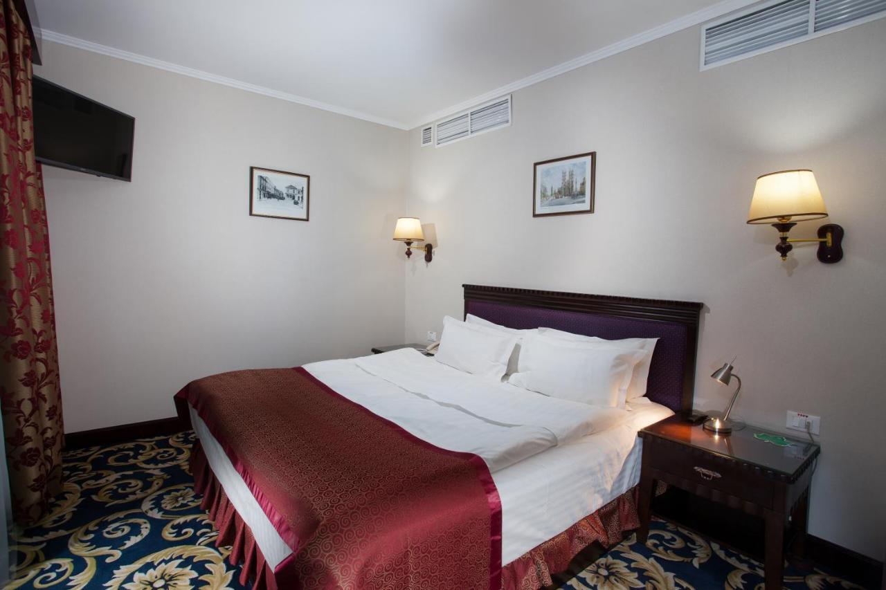 London Hotel Odessa Eksteriør bilde