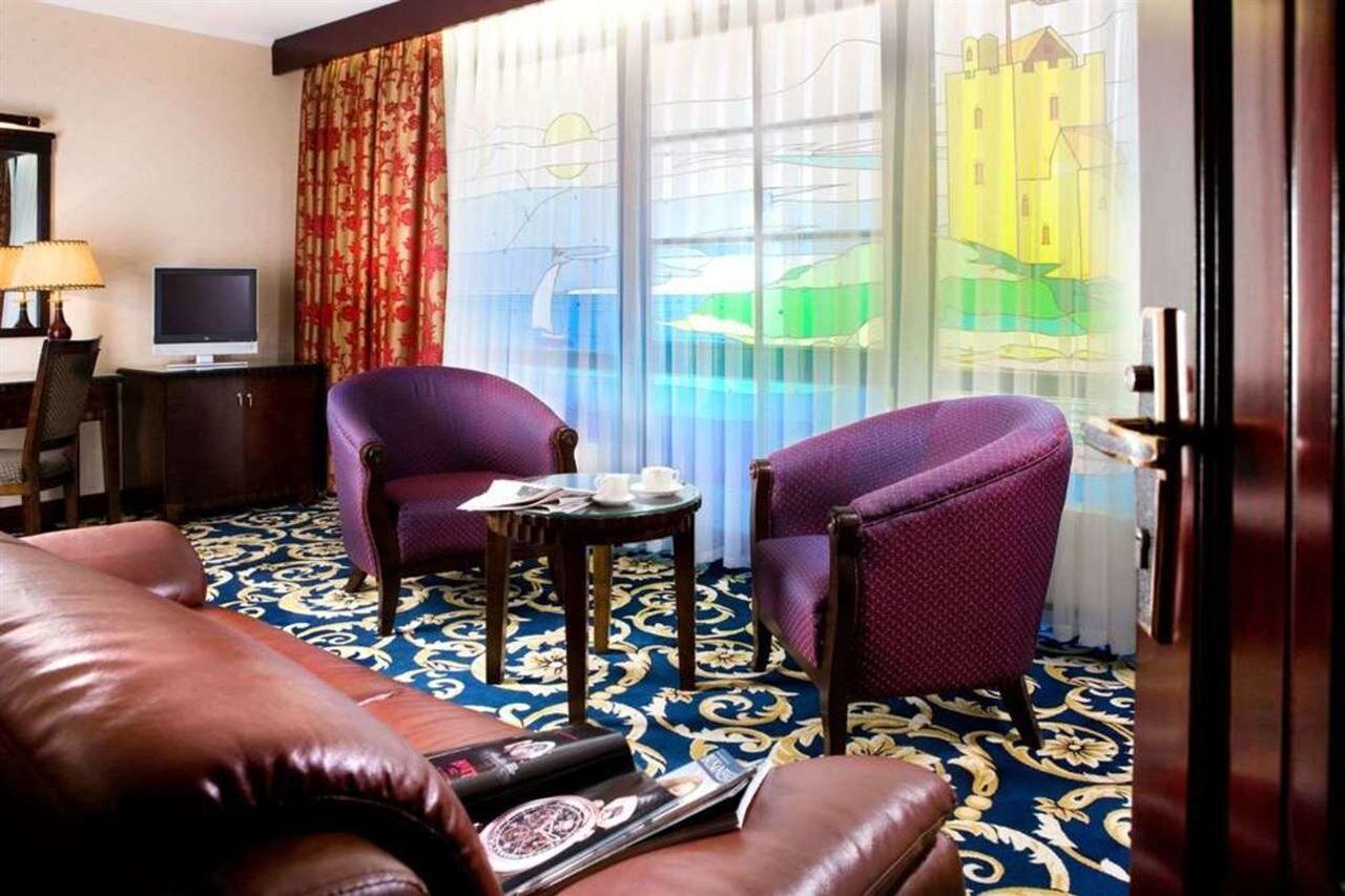 London Hotel Odessa Eksteriør bilde